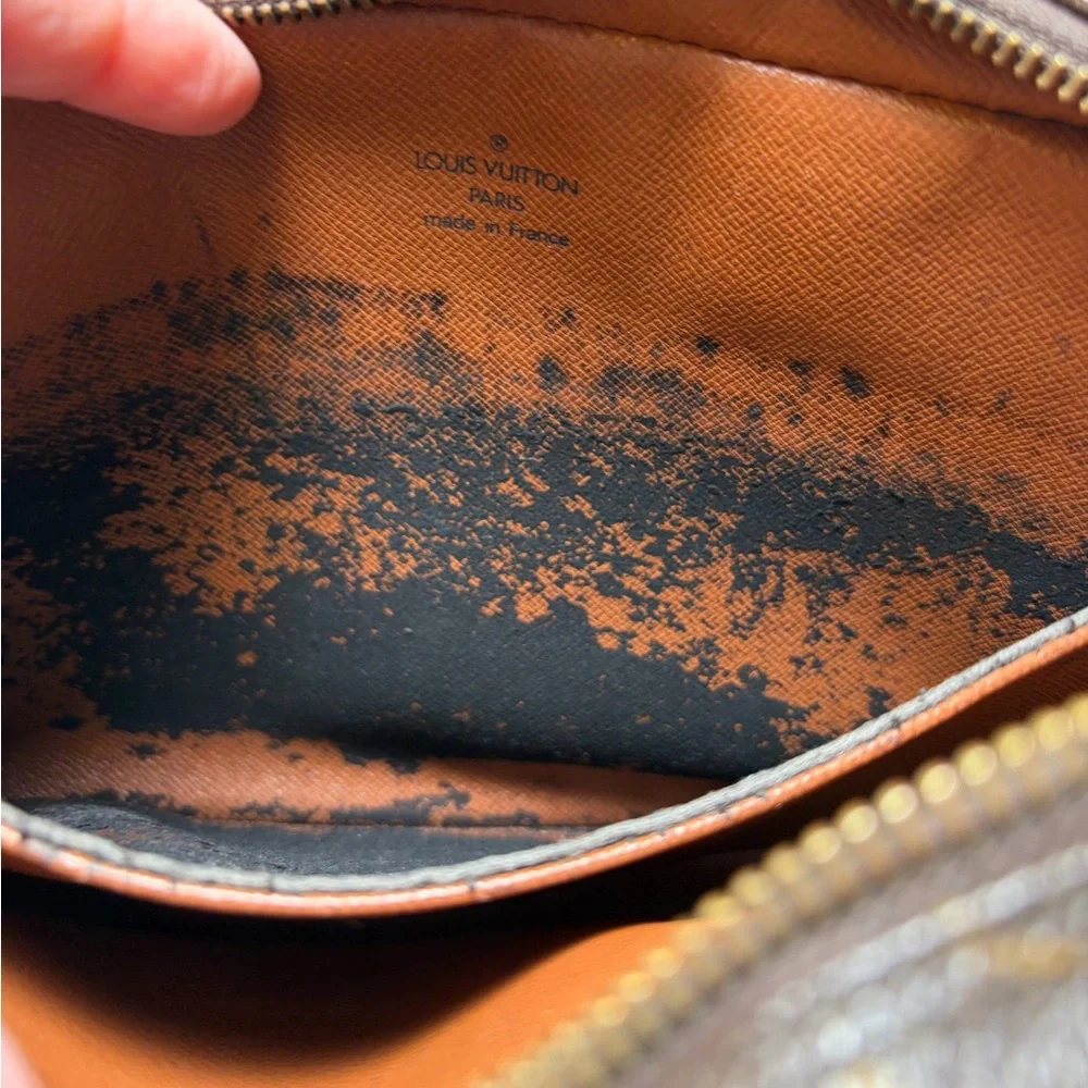 SOLF Louis Vuitton Compeigne 23 Toiletry Pouch/Cosmetic Pouch Monogram